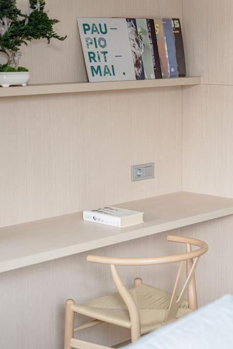 Cozy Japanese Oasis With Balcony, Gramophone, Netflix Daire VNO Dış mekan fotoğraf